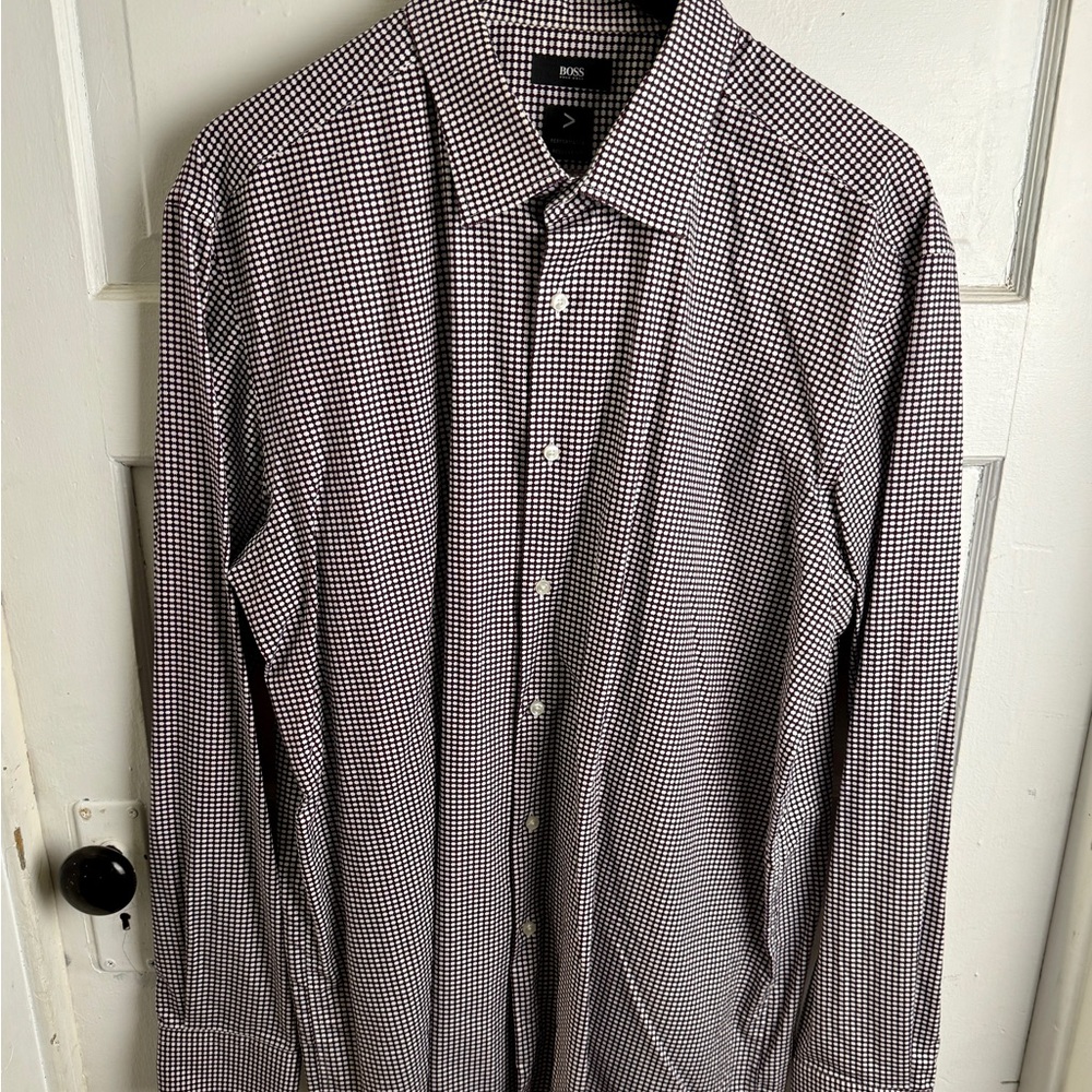 Hugo Boss Performance Regular Fit Dress Shirt – Burgundy Micro-Check Pattern